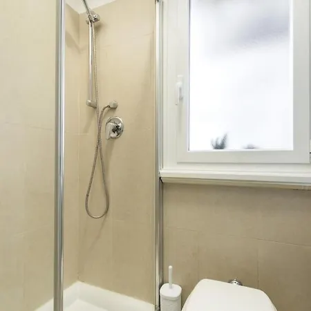 Cinthia's House דירה *