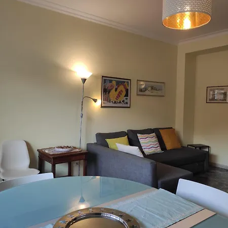 Cinthia's House דירה