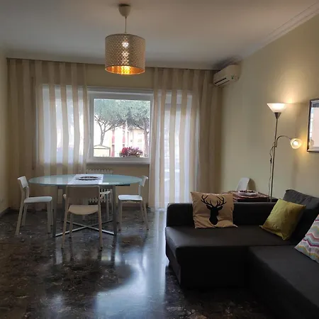 Cinthia's House Apartment *